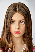 модель Божьева Александра   
Год рождения 2012   
Цвет глаз: серо-голубой   
Цвет волос: каштановый