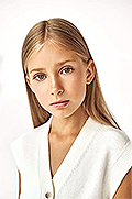 модель Белоусова Ева   
Год рождения 2012   
Цвет глаз: серый   
Цвет волос: светло-русый