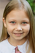 модель Бородина Злата   
Год рождения 2013   
Цвет глаз: зеленый   
Цвет волос: блонд